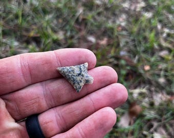 Flint Knapped Moss Agate Stemmed Arrowhead Reproduction