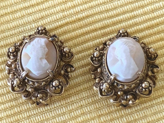 Florenza Cameo Clip Earrings - image 2