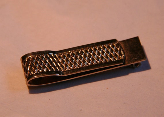 Money clip? Tie Clip? Vintage men's jewelry - image 2
