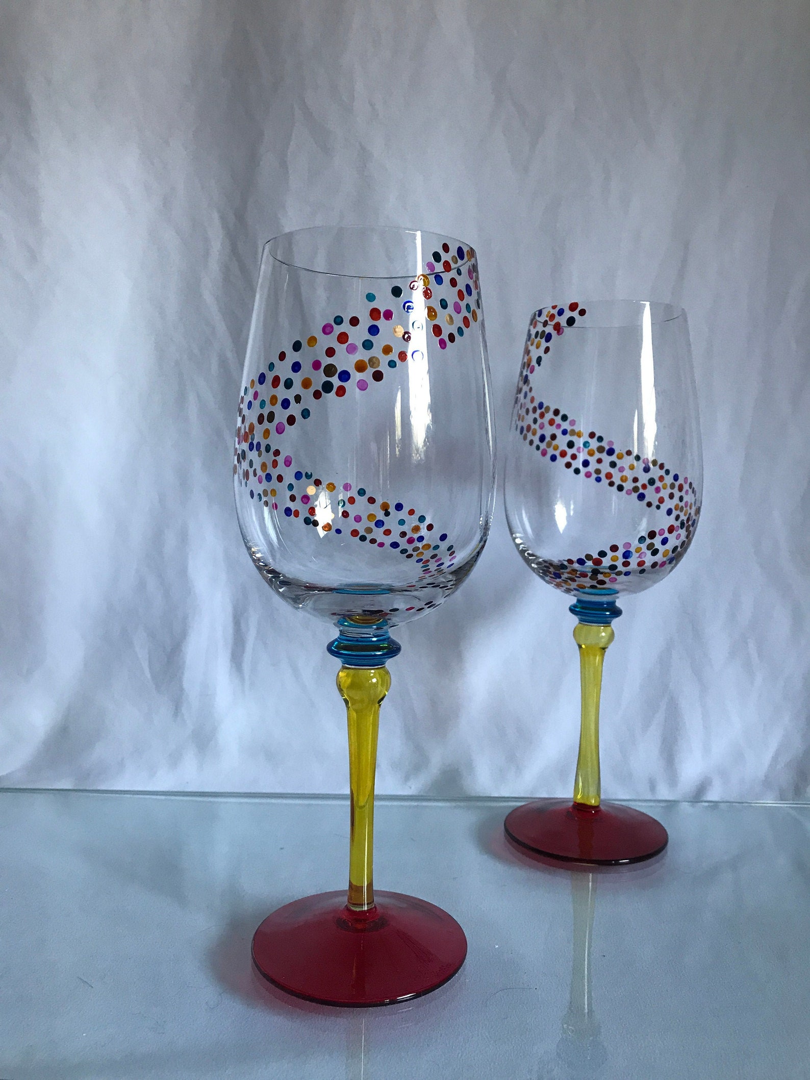 Pier 1 16 ozs. Vintage Wine Glasses with Swirl of Confetti Etsy