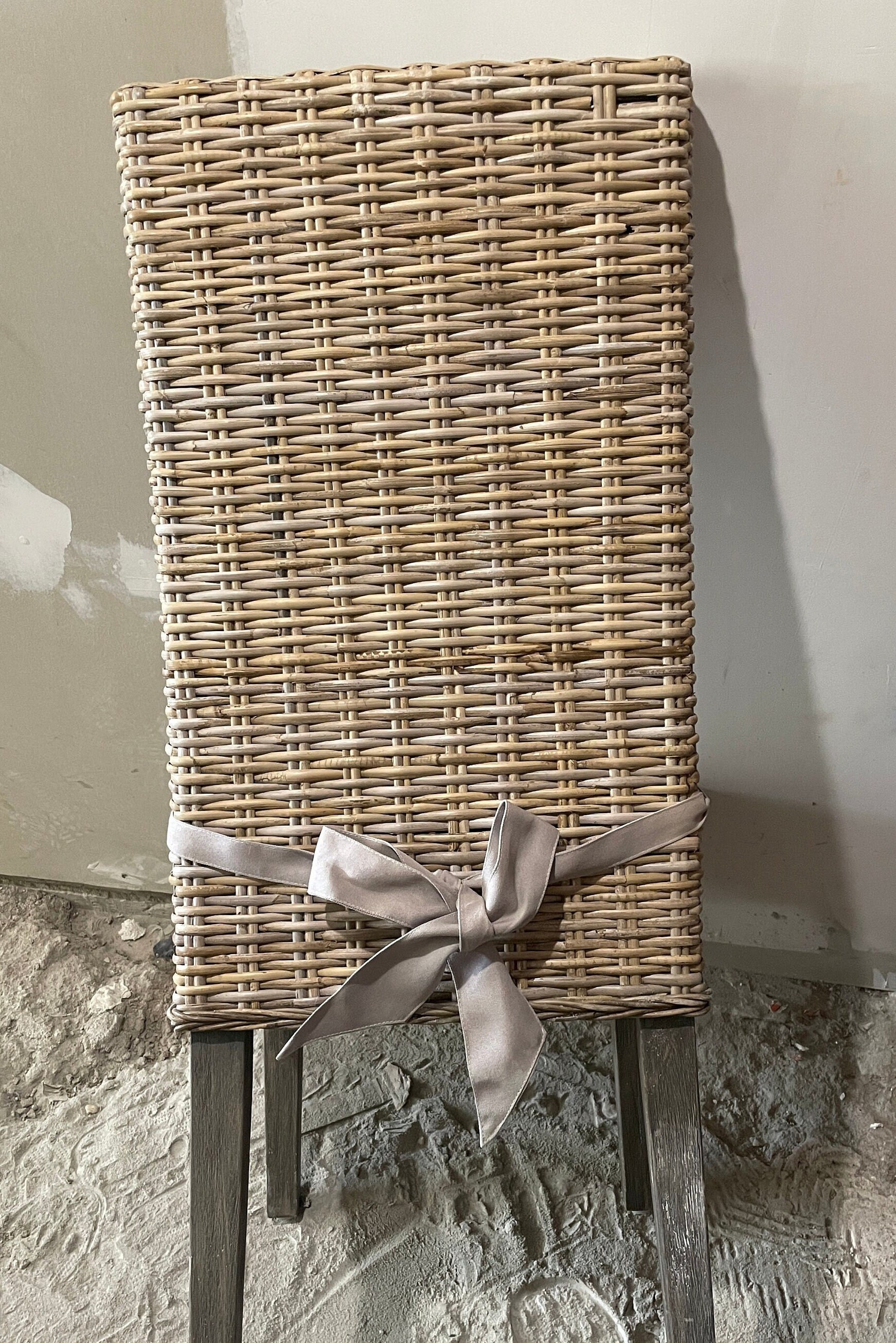 Set of Five Gray Wash Wicker Dining Chairs Etsy