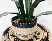 Woven Wicker Basket, Planter Basket, Flower Pot, Bohemian Basket, Woven Planter, Boho Basket, Black Beige Indoor Planter, Decorative basket