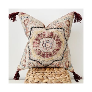 Kilim Pillow, 18x18 Turkish Kilim Pillow cover, Bohemian Pillow, Boho Throw Pillow Cover, Bohemian Throw Pillow, Boho Pillow
