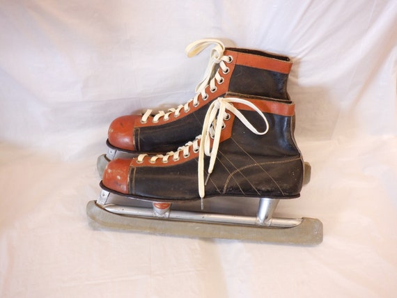 Vintage Men's Ice Skates, size 11 - image 5