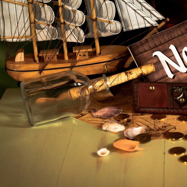 Peter Pan Pirate Map in Bottle Neverland Peter Pan Wedding Centrepiece Party Pirate Props Pirate Ship Glass Bottle With Cork Treasure Map