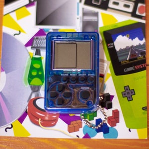 90-tals datorspel nyckelring - Retro festgåva