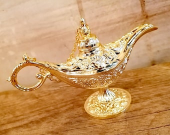 Aladdin Genie Lamp Prop Perfect for Fairytale Arabian Nights Weddings Aladdin Birthday Parties Cake Topper Wedding Favour Favor Aladdin Gift