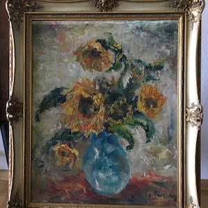 Beautiful floral painting oil/pastel on board signed painting