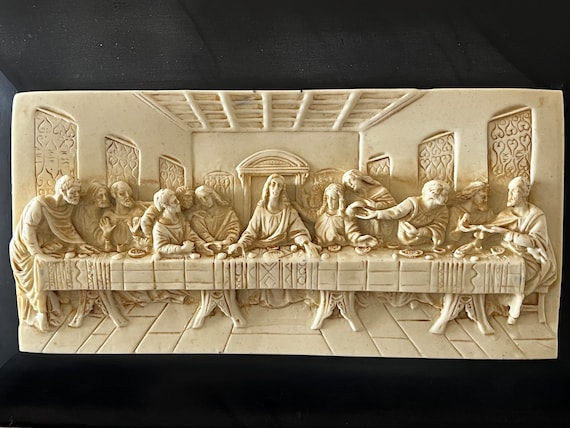 Religious Piece Last Supper Christ - 3D Carved Piece in Excellent