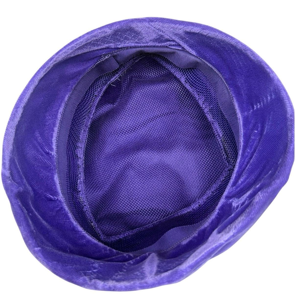 Vintage 1960s Purple Velveteen Hat Pleated Brim Cloche Style 1940s Purple Velvet Cloche Hat – Velma Vintage main image 3