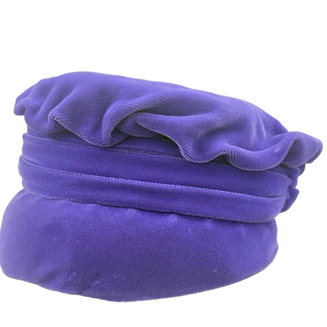 Buy Vintage 1960s Purple Velveteen Hat Pleated Brim Cloche  display picture 1