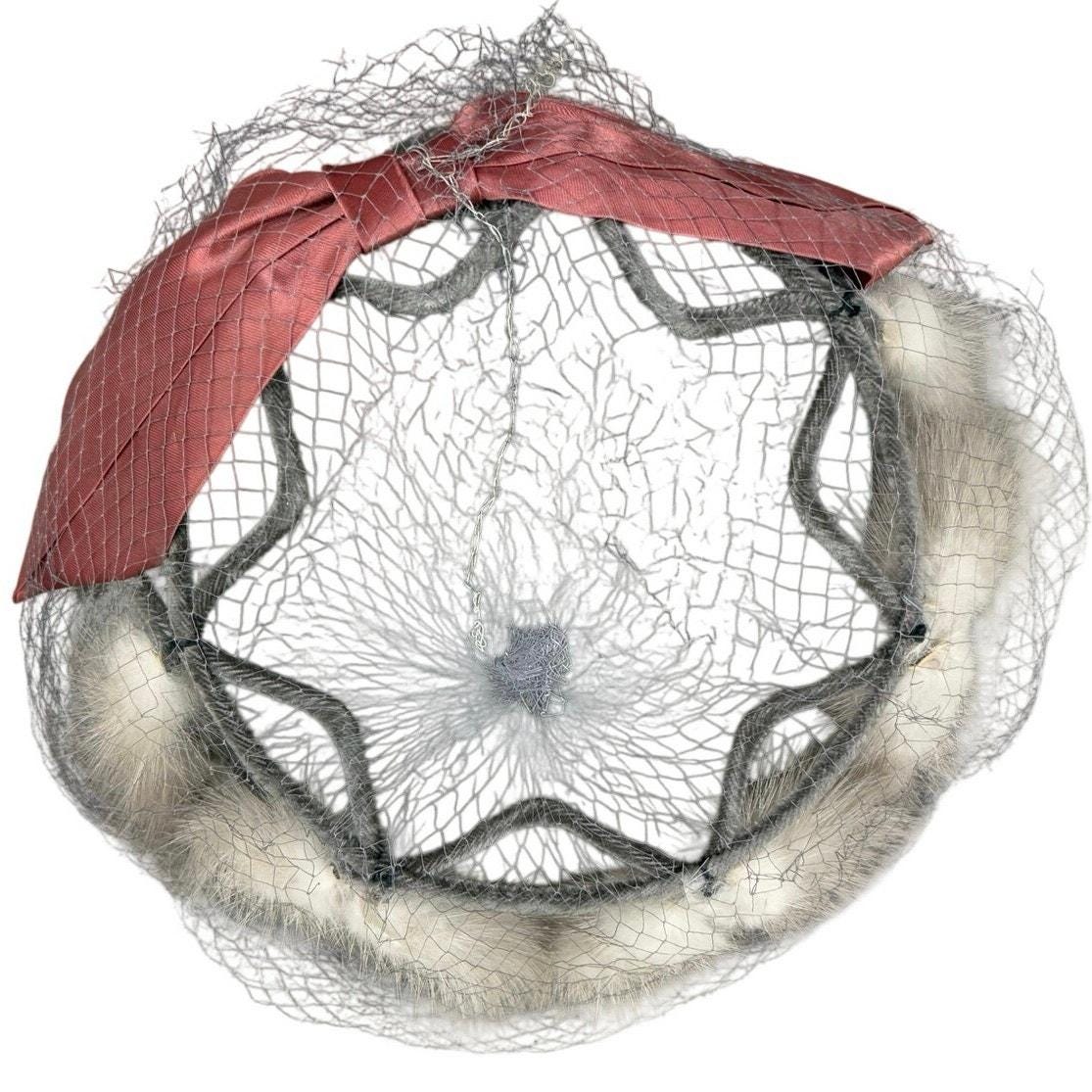 Vintage 50s Women\'s Grey Fur Ring Hat Netting Satin Bow Union Label Vintage 50s Women main image 2