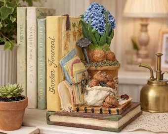 Vintage Garden Journal Bookend Gardening Theme Floral Decor