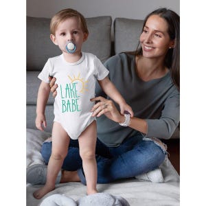 Lake Babe Onesie®, Summer Baby Onesie®, Camping Onesie®, Life is Better at the Lake Onesie®, Lake Babe Bodysuit, Adventure Onesie® Bild 2