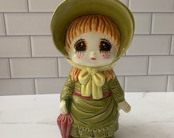 Vintage Lefton Prairie Girl Coin Bank: Handpainted Green Dress, Pink Umbrella