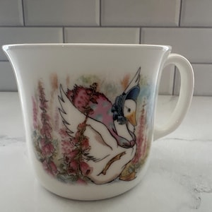 Royal Doulton Beatrix Potter Mug Cup 1997  World of Beatrix Potter FE & Co. “ Jemina alighted rather heavily “