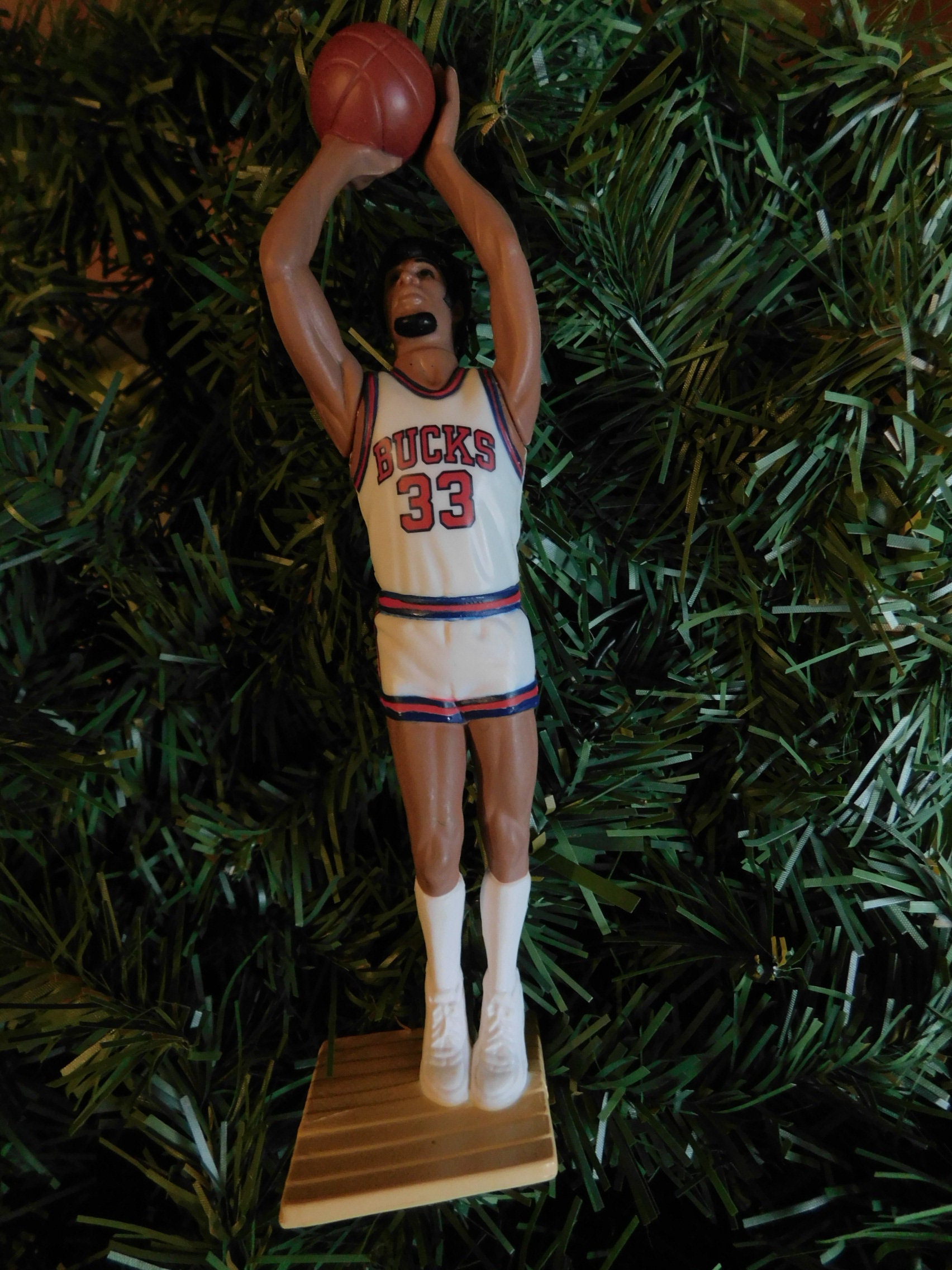 Kareem Abdul Jabbar Milwaukee Bucks Basketball NBA Xmas Tree Ornament vtg  Jersey