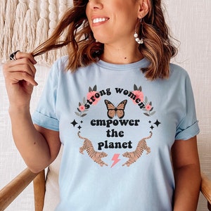 Tiger Shirt Girl Power Shirt Graphic Tiger Tee Tiger Tshirt Empower Women Shirt Advocate Shirt Alt Clothing Feminist Shirt Indie Clothes