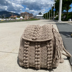 Boulevard Backpack Crochet Pattern image 10