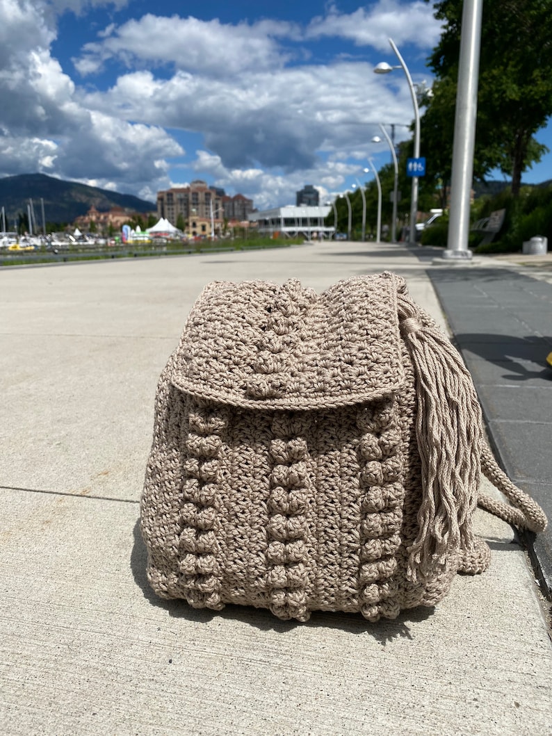 Boulevard Backpack Crochet Pattern image 10