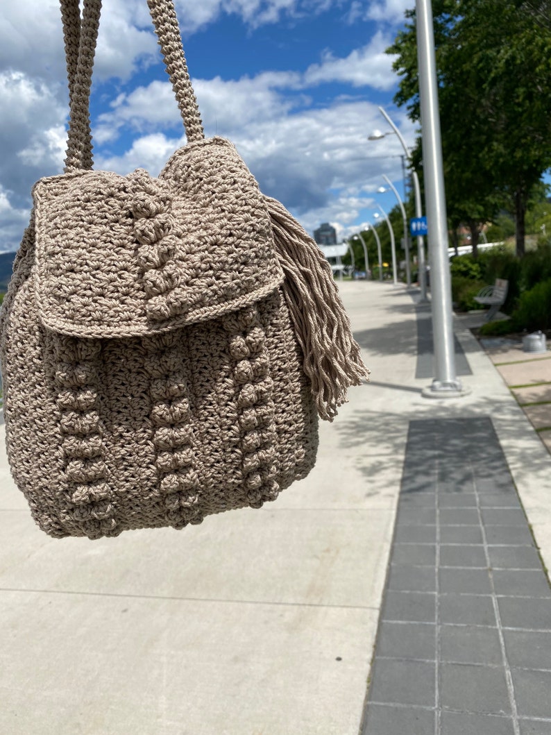 Boulevard Backpack Crochet Pattern image 4