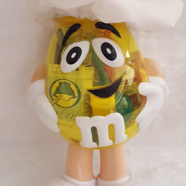 M&Ms COOK CHEF Yellow Figurine MNM