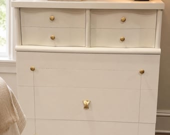 Large Chiffon Crème Chest