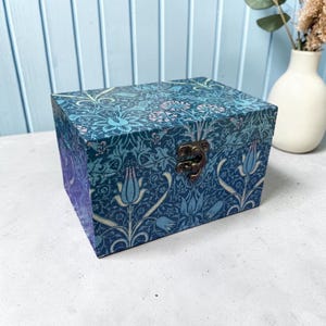 Wooden Box Decoupaged with William Morris inspired tulip and net Design
