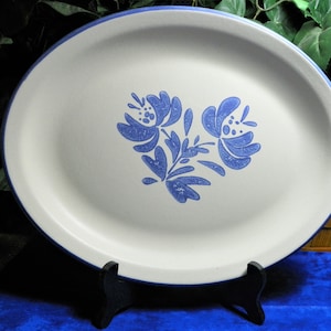 Pfaltzgraff Yorketown 13 7/8&quot; Oval Platter with Rim