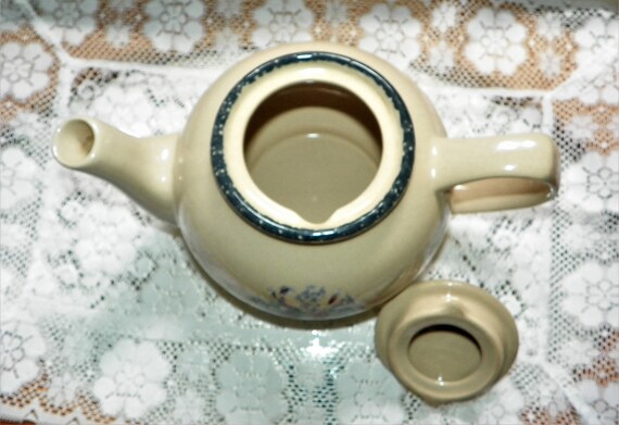 Home And Garden Party Ltd 2003 Stoneware Plates Set Of 10 Sold