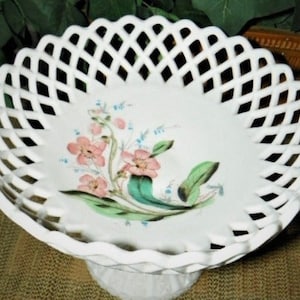 Fenton handgemaltes florales Spitzenmuster Milchglas rundes Kompott 17,8 cm hoch - Gitterrand