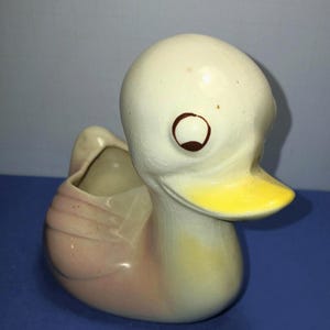 Vintage Shawnee Pottery Duck Planter | 1940s–1950s Ceramic Duck | Pastel Farmhouse Decor | Collectible USA Pottery