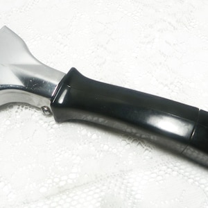 Vintage Corning Ware Detachable Handle