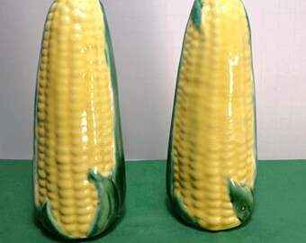 Vintage Hand Painted Ceramic Corn on the Cob Salt & Pepper Shakers | Farmhouse Kitchen Decor | Retro Kitchen Collectible