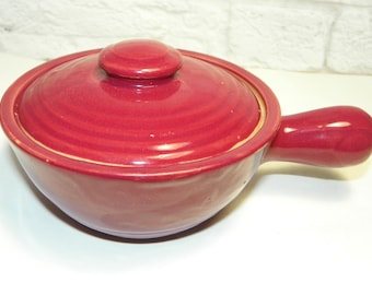 Vintage Maroon or Red Ringed Soup Bowl with Handle and Lid - French Onion Soup Bowl - Chili Bowl - Marked USA