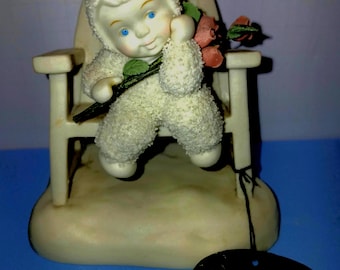 Dept 56 Snowbabies “I Love You Whole Bunches” Figurine 2003 Pink Roses