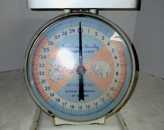 Vintage 1960s American Family Nursery Scale – Retro Baby Scale – Mid Century Nursery Decor – Photography Prop