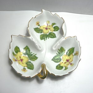 Ucago Yellow Hibiscus Leaf Dish