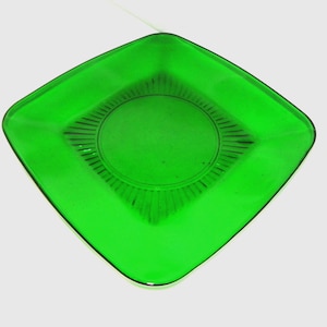 Charm Forest Green Luncheon Plate by Anchor Hocking 8 1/4&quot;