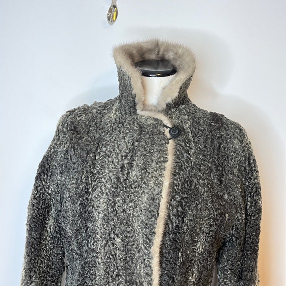 VTG womens fur coat grey excellent condition - image 5