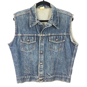 VTG 70&#39;s/ 80&#39;s Trucker Denim Vest by JCPenny Med. Made in USA, Boxy, Crop Dark Wash, Distressed