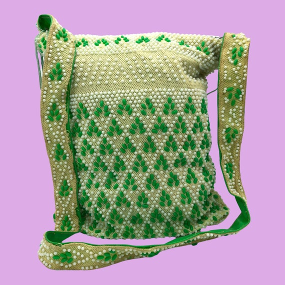 Vtg 60's/70's Green and white beaded bag with str… - image 1