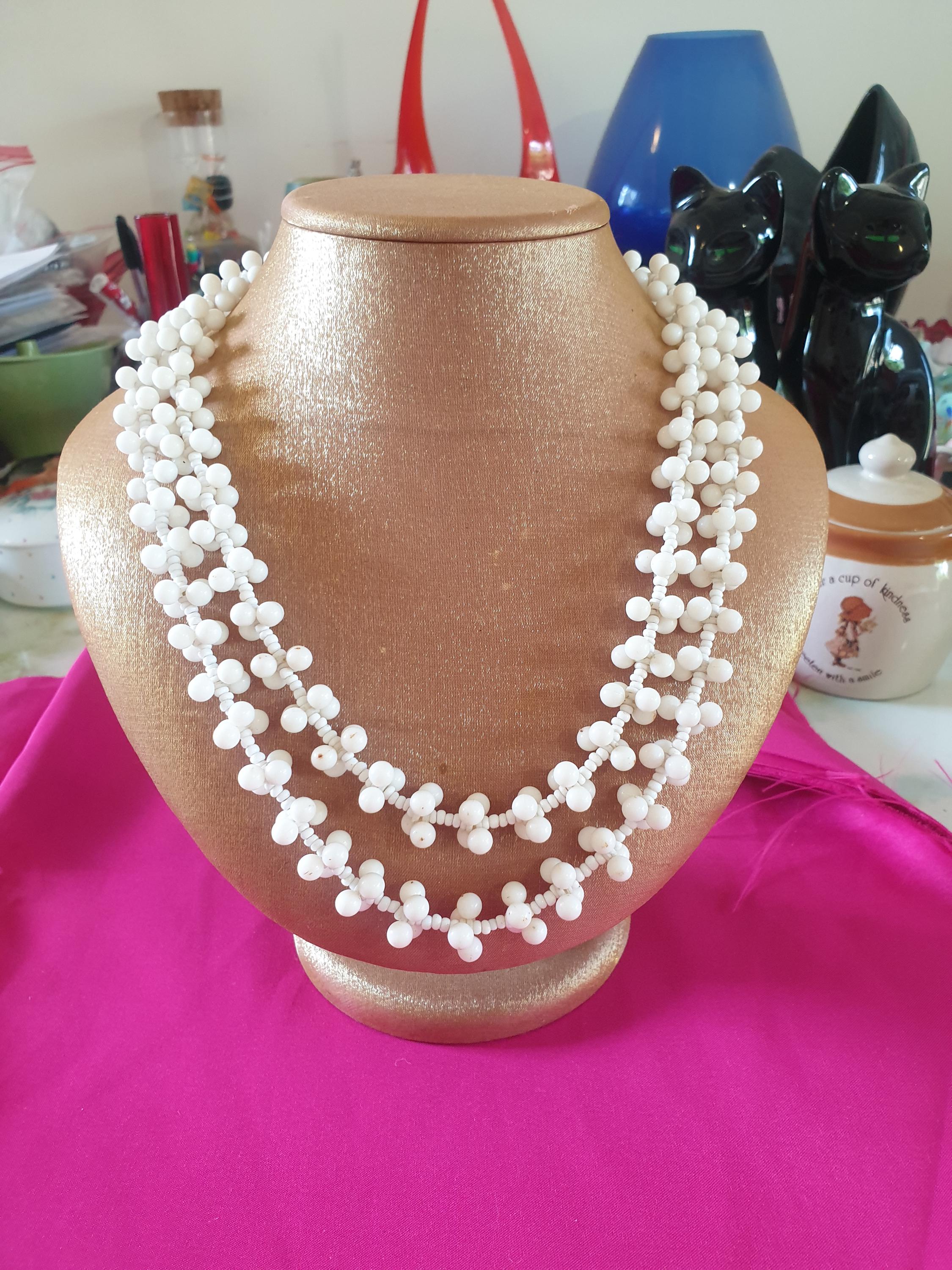 Collier 2 Rangs Perles En Verre De Bohême Blanc à Facettes Irisées - Vintage Années 60
