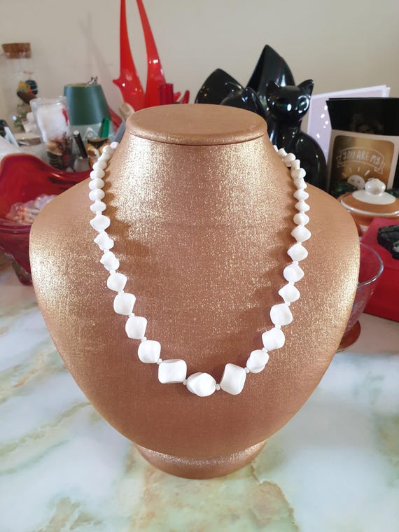 Beaded Necklace Single Strand of White, Faceted Milk Glass