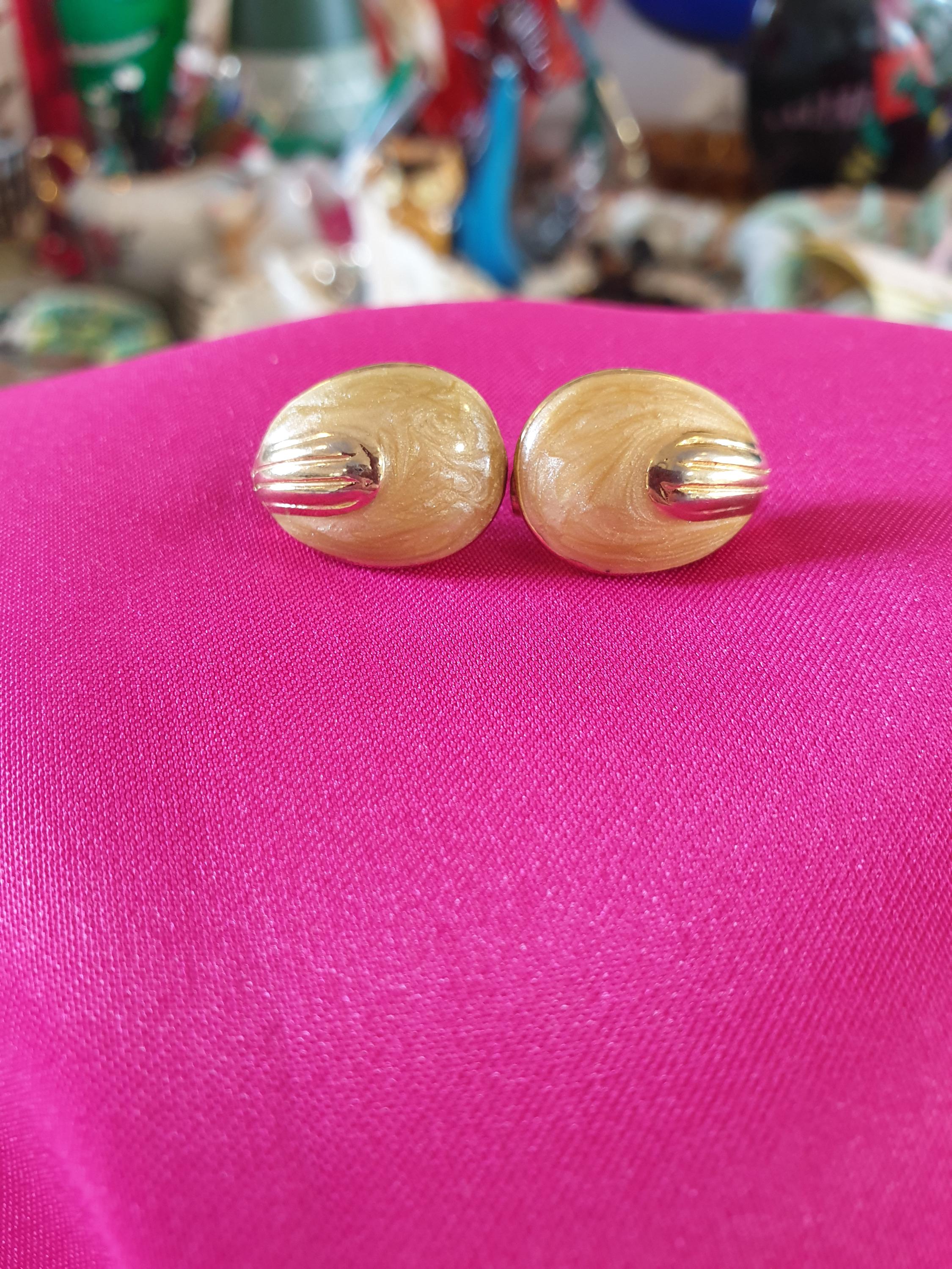 Boucles D'Oreilles Percées Vintage Années 80 – Anneaux Émail Or – Signées *5341 – Occasion