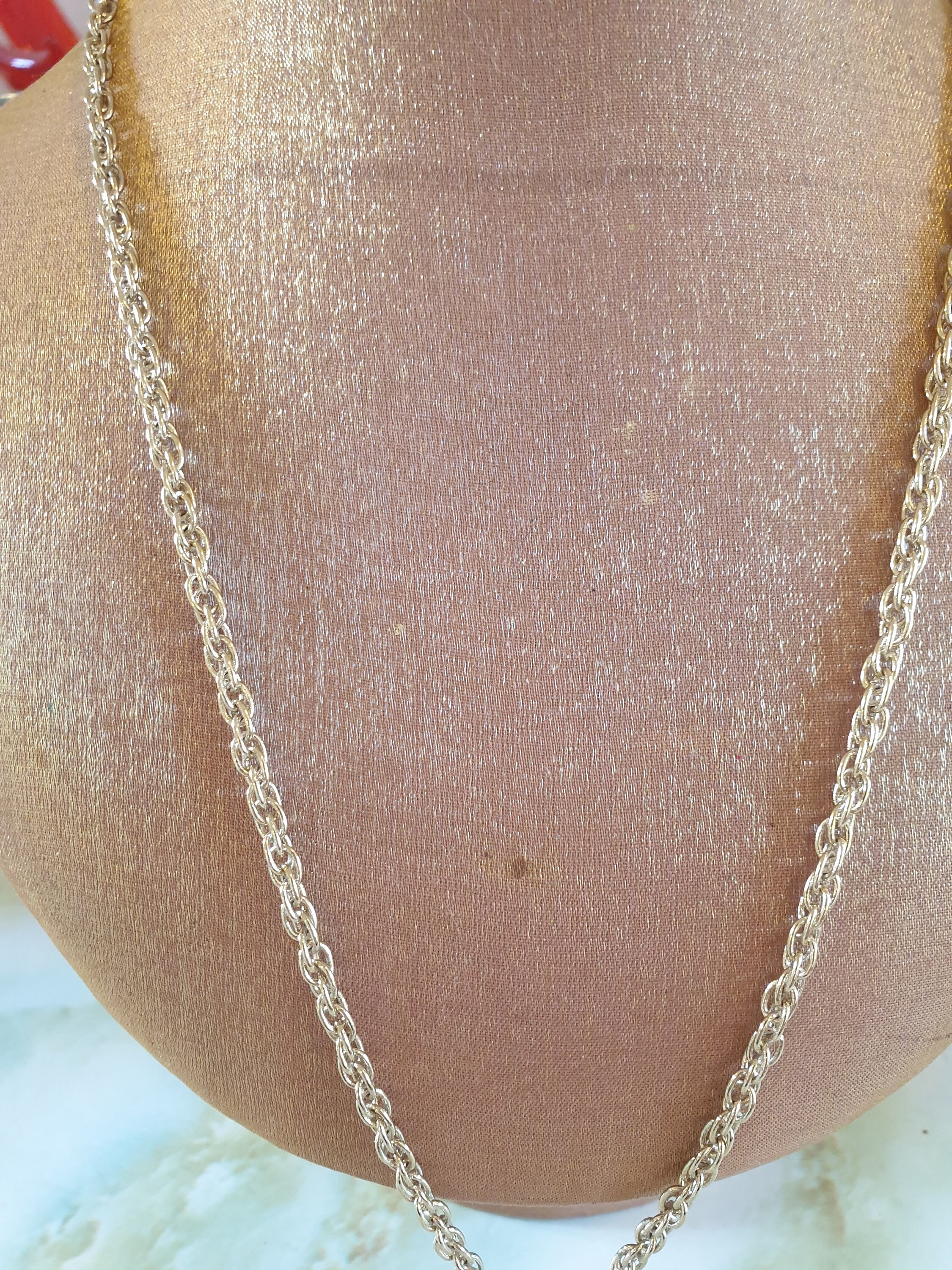 Necklace 1980s, Goldtone Chain With Faux Pearls, in a Tassle