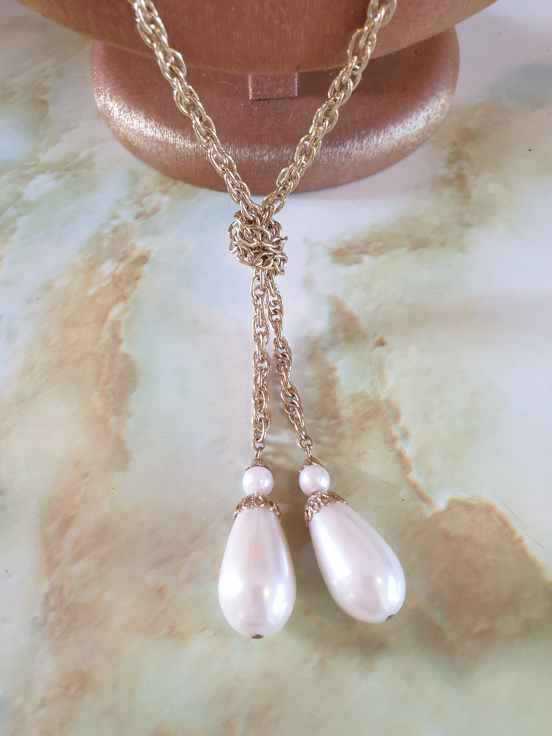 Necklace 1980s, Goldtone Chain With Faux Pearls, in a Tassle