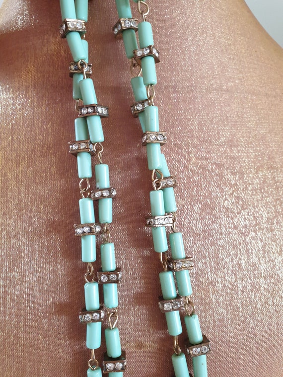 Beaded necklace 1980s. Long single strand of gree… - image 9
