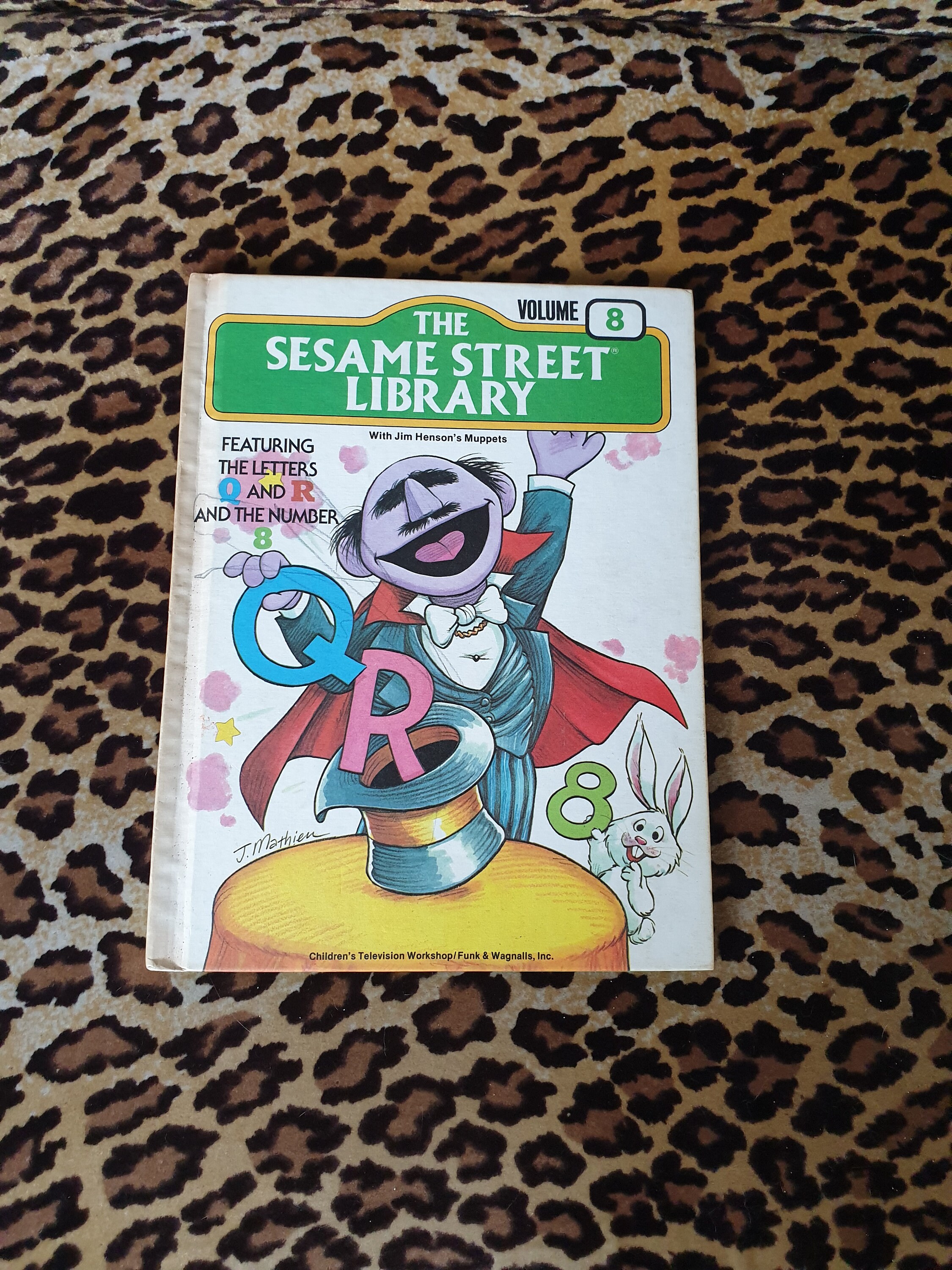 Childrens Book 1978. the Seasame Street Library Volume 8. Hard