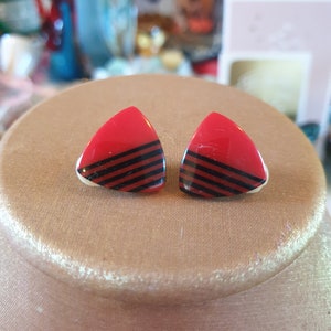 Boucles D'oreilles Clips Vintage Années 80 - Triangles Plastique Et émail Jaune - Marque Christel